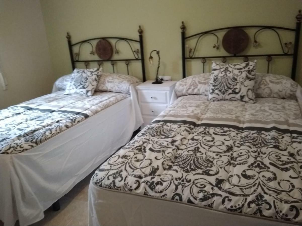 Apartamento Turistico La Victoria Trujillo Zewnętrze zdjęcie